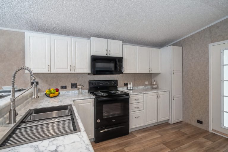 Legacy_Homes_Biloxi_H-1660-21FKA_Kit_8905-1