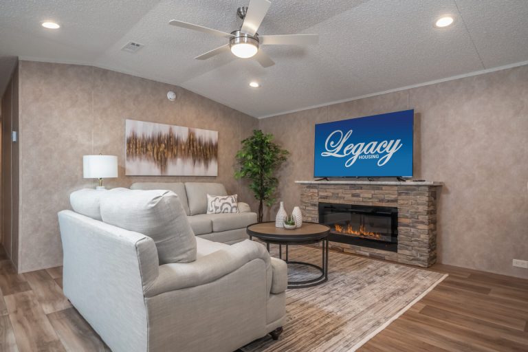 Legacy_Homes_Biloxi_H-1660-21FKA_Liv_8935-1-1