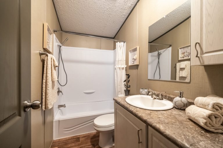 Legacy_S-12x56-21A_Bath_1137-1
